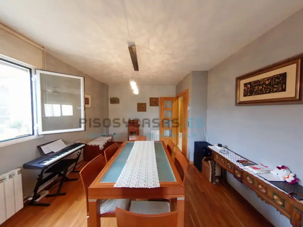 Dining room of Houses for sale in San Mateo de Gállego  with Air Conditioner, Private garden and Terrace