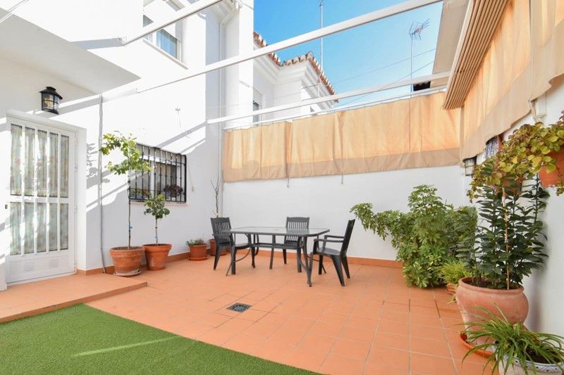 Terrace of Single-family semi-detached for sale in Atarfe