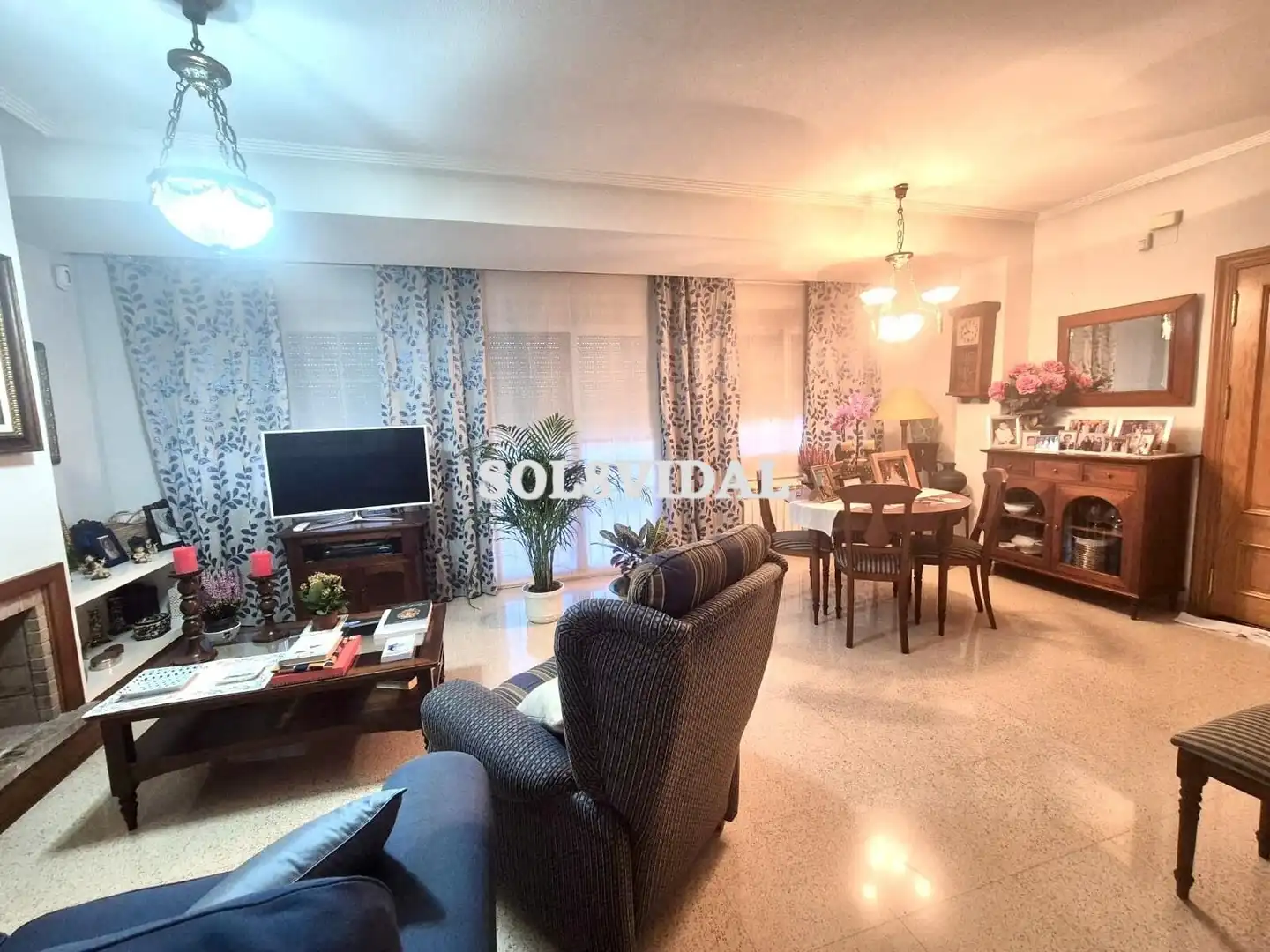Sala d'estar de Pis en venda en Orihuela amb Aire condicionat, Traster i Alarma