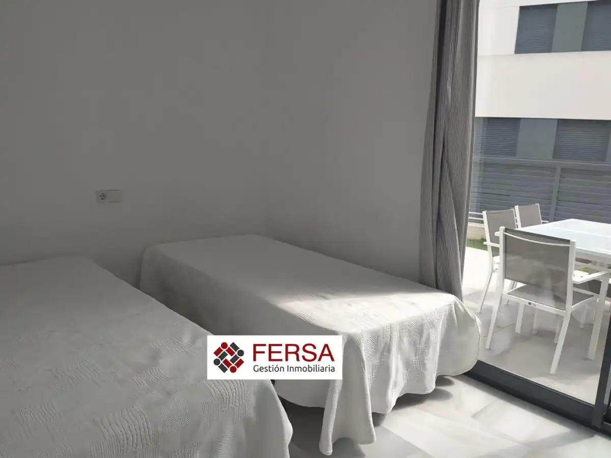 Schlafzimmer von Wohnung zur Miete in El Puerto de Santa María mit Klimaanlage, Heizung und Privatgarten