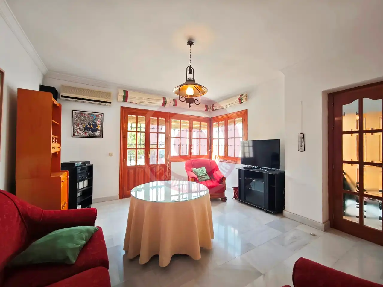 Sala d'estar de Casa o xalet en venda en Vélez-Málaga amb Jardí privat i Terrassa