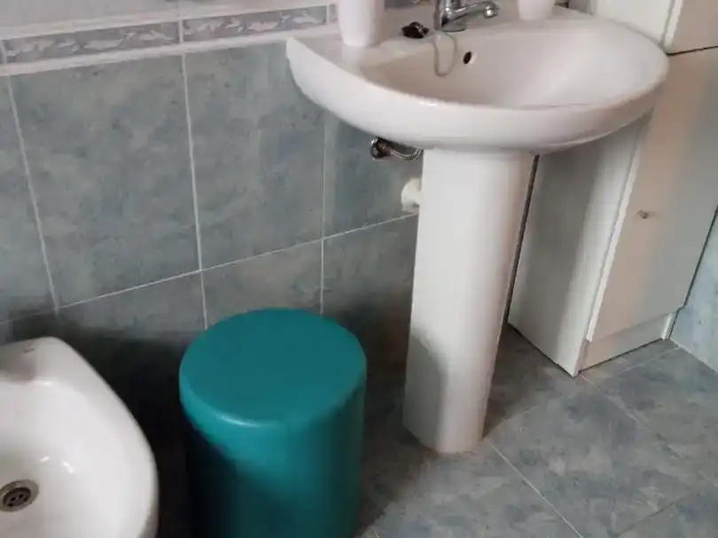 Baño de Piso en venta en Utiel con Balcón