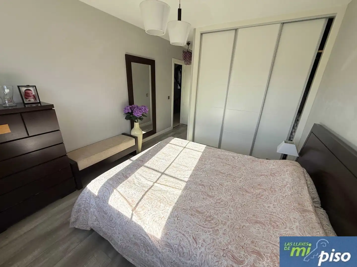 Habitación de Casa adosada en venta en Arroyo de la Encomienda con Calefacción, Jardín privado y Parquet