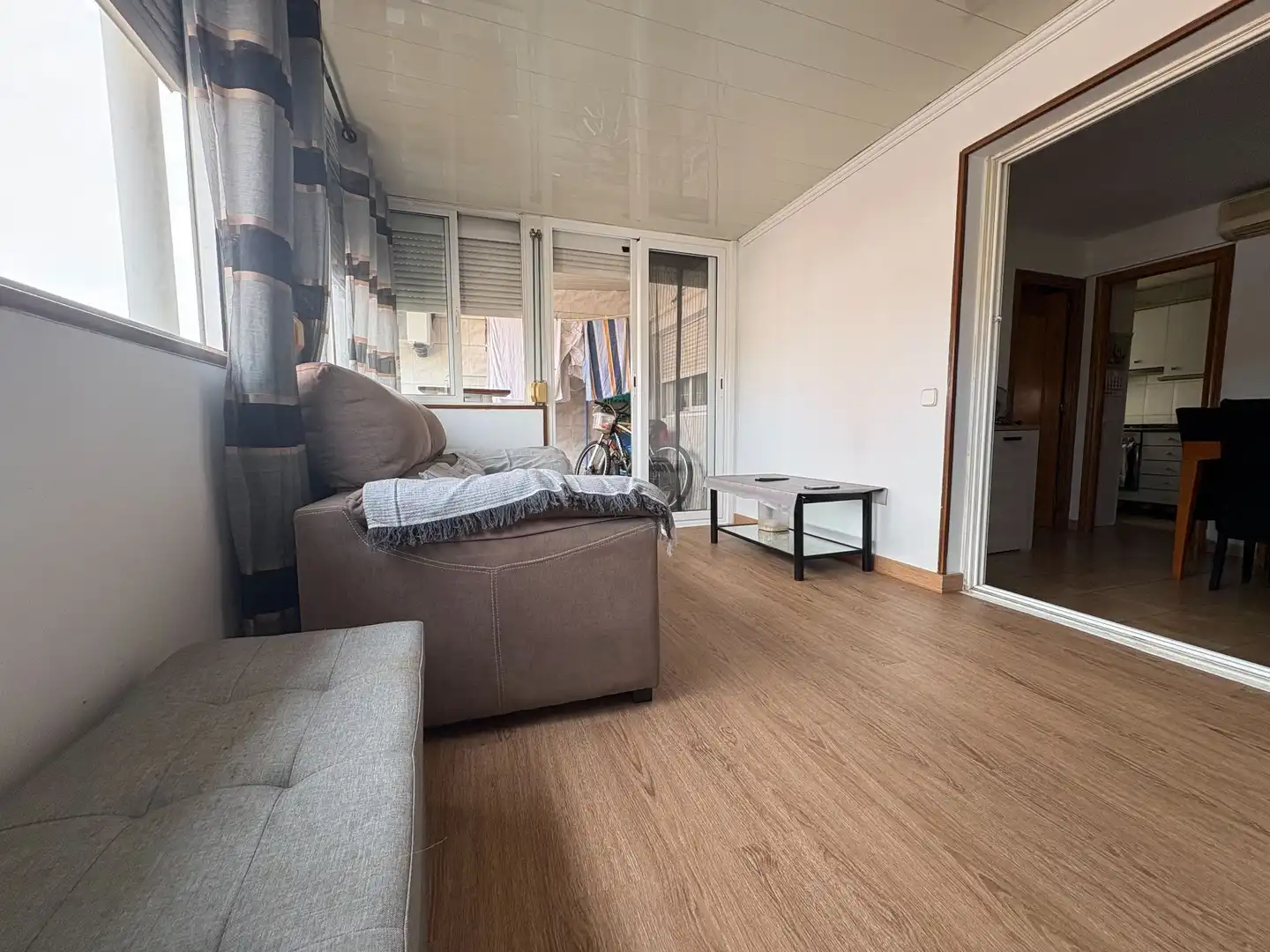 Sala d'estar de Àtic en venda en Sant Adrià de Besòs amb Calefacció i Terrassa