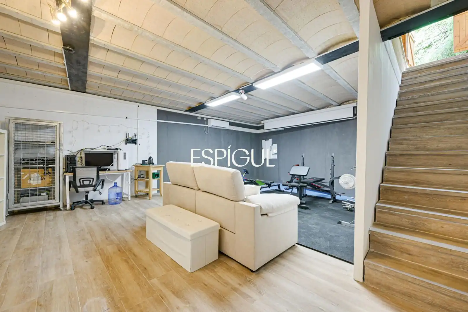 Houses for sale in Rubí  with Air Conditioner, Heating and Terrace