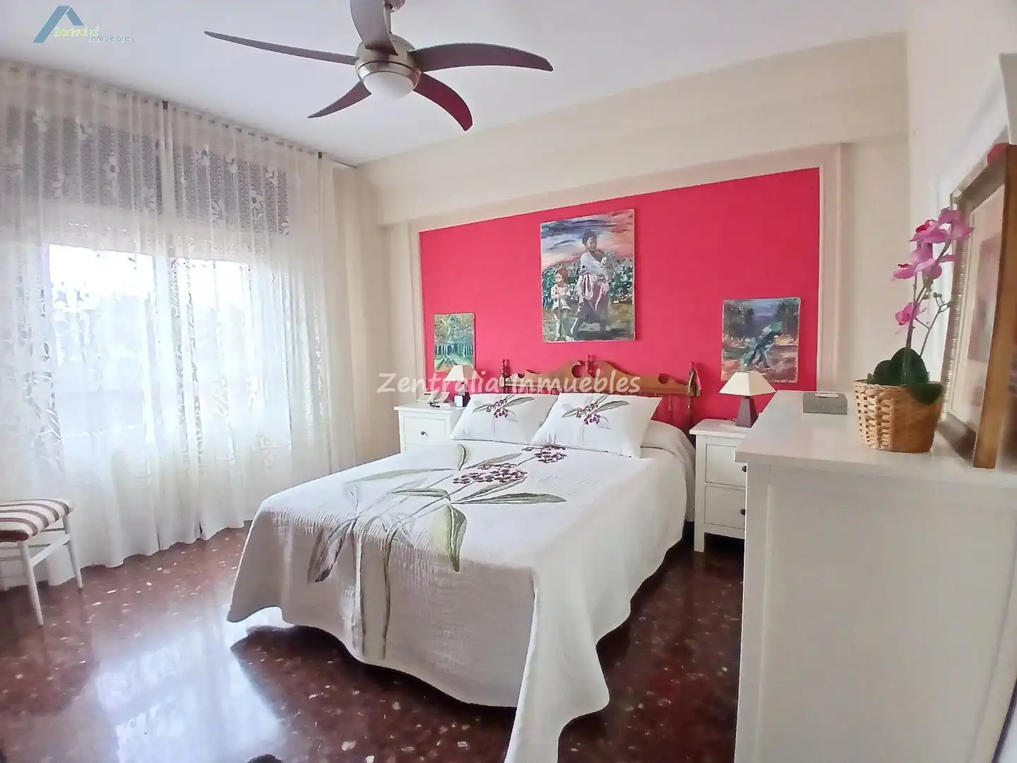 Habitación de Casa o chalet en venta en Zaragoza con Aire acondicionado, Calefacción y Jardín privado