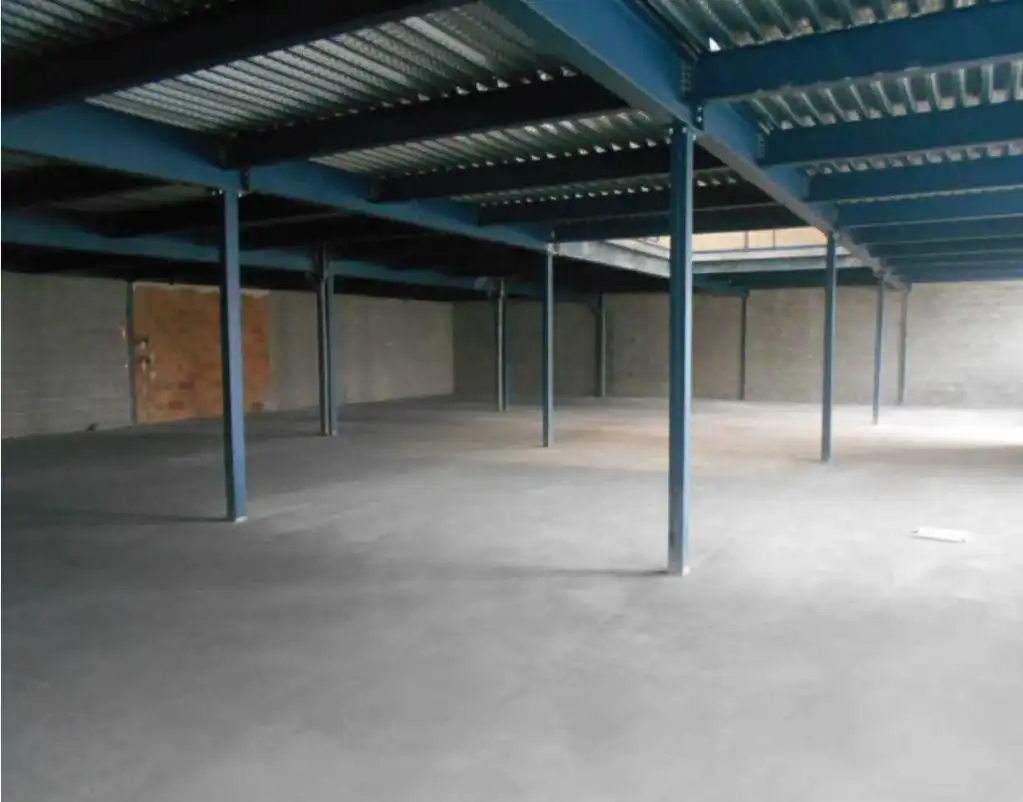 Industrial building for sale in Carrer Antoni Gaudí, imagen 4
