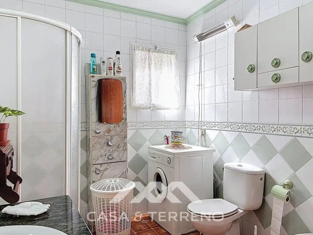 Bathroom of Houses for sale in Zafarraya  with Heating, Furnished and Balcony