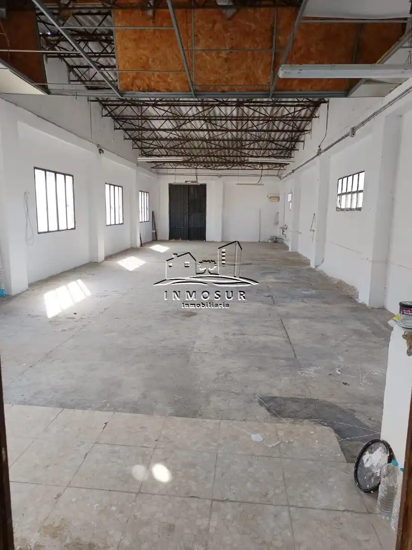 Industrial building to rent in El Valle, imagen 4