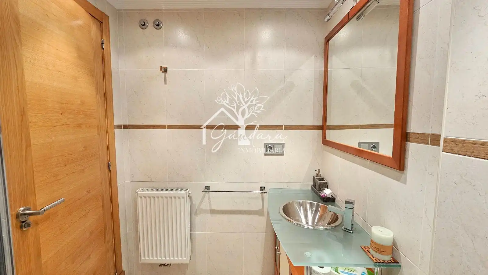 Baño de Piso de alquiler en Narón con Calefacción, Terraza y Trastero