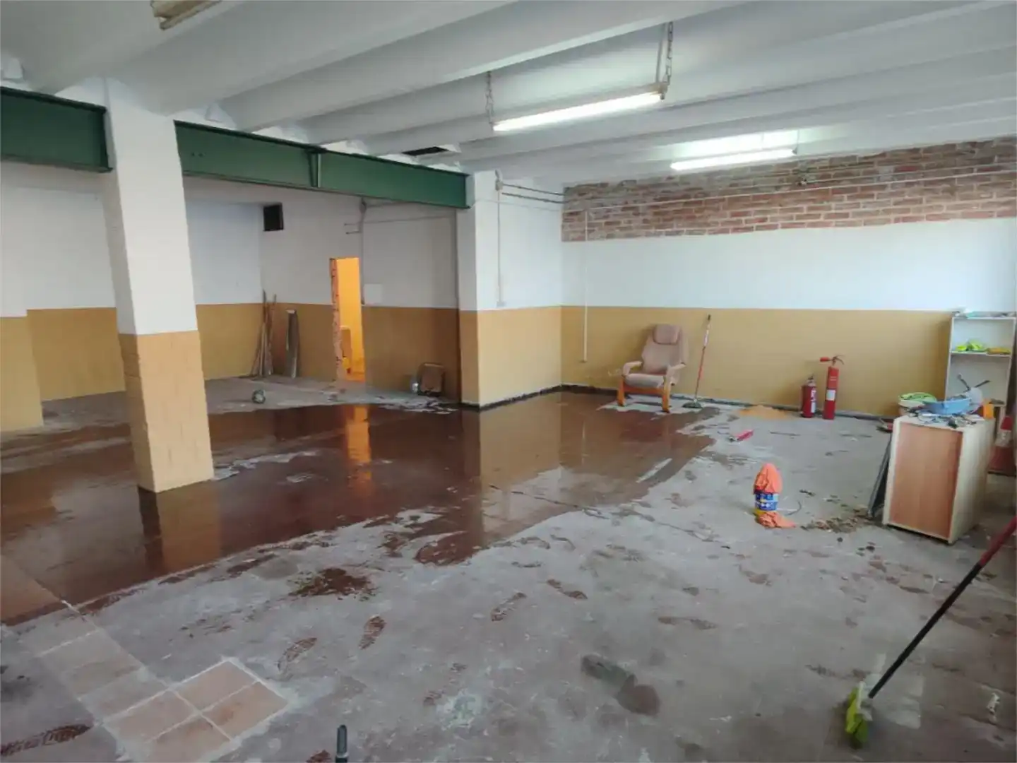 Nave industrial en venta en Font Pudenta