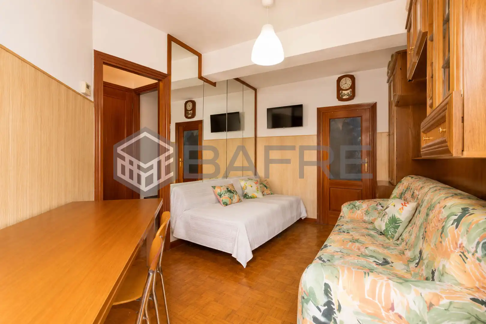Habitación de Piso en venta en Madrid con Calefacción