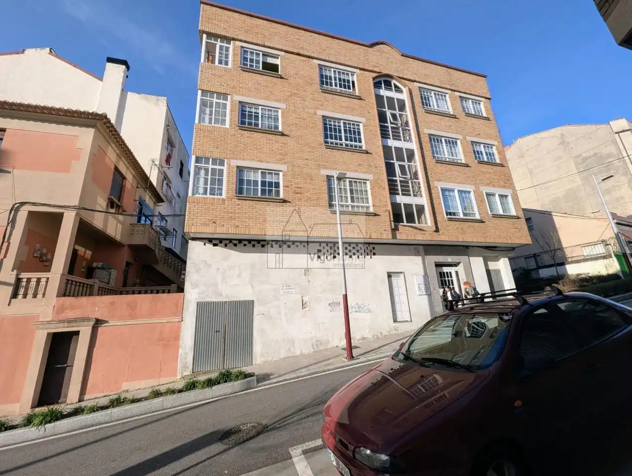 Vista exterior de Planta baja en venta en Vigo  con Calefacción