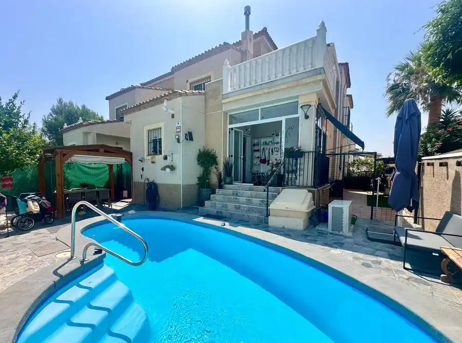 Haus zum Verkauf in Algorfa