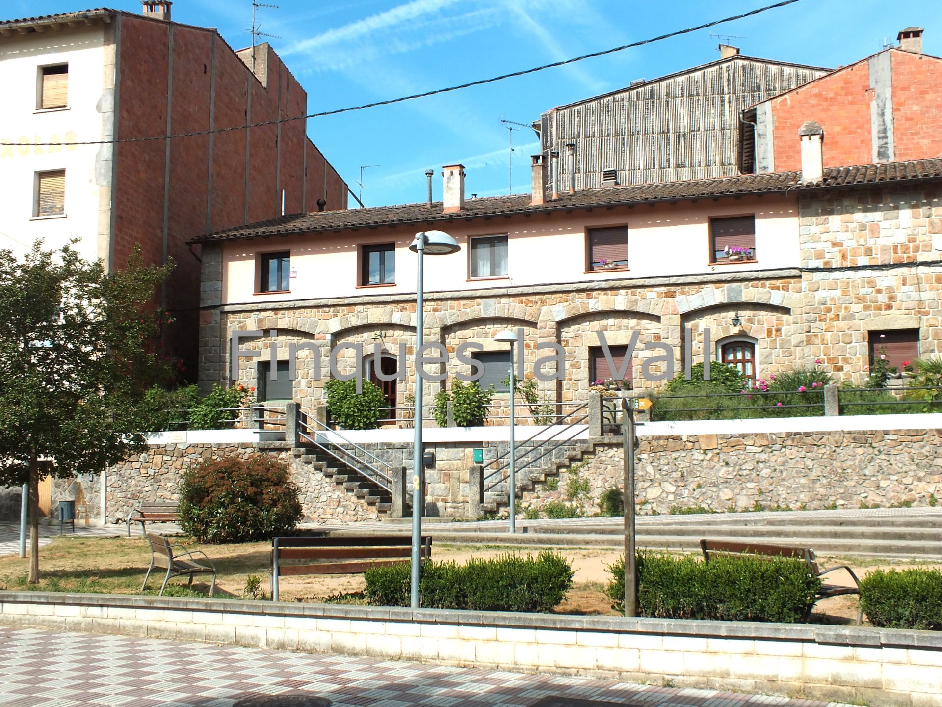 Vista exterior de Pis en venda en Sant Hilari Sacalm amb Calefacció, Terrassa i Alarma