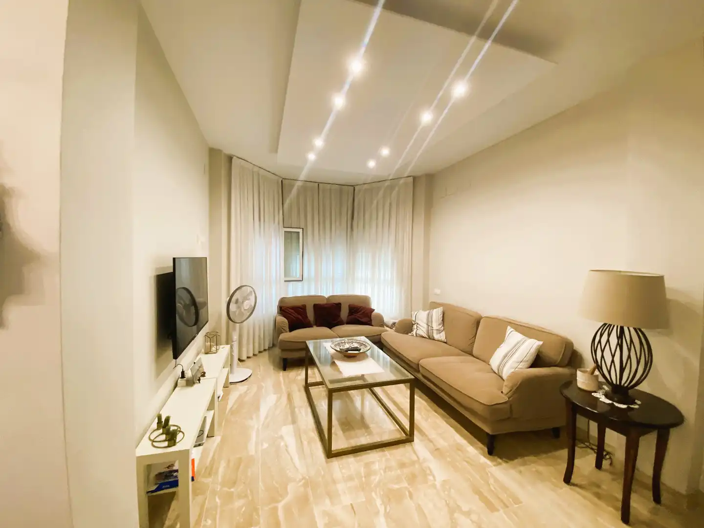 Sala de estar de Casa o chalet en venta en Dos Hermanas con Aire acondicionado, Jardín privado y Terraza