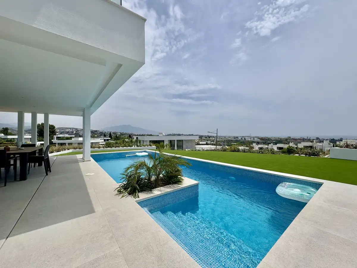 Casa con piscina en venta en Estepona - Estepona,Cancelada,Calle Arminio, imagen 12