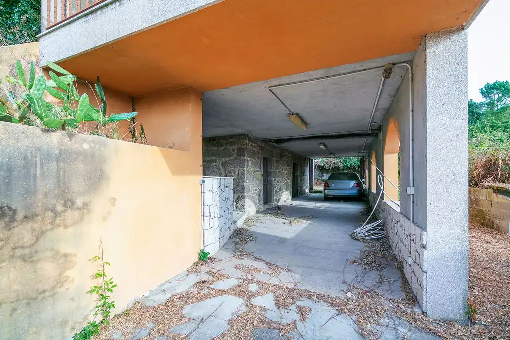 Parkplatz von Haus oder Chalet zum Verkauf in Ponteareas