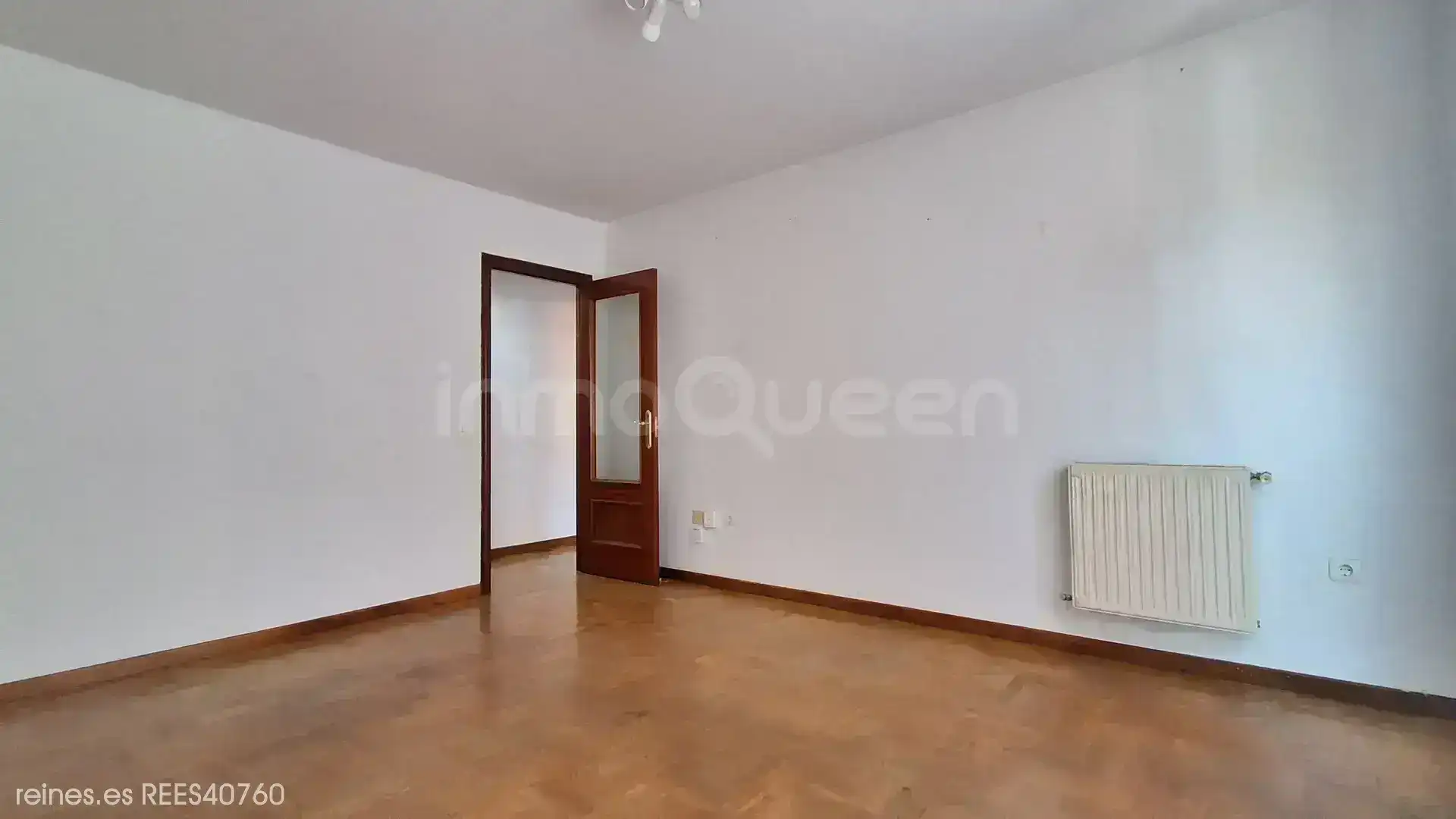 Sala d'estar de Pis de lloguer en Siero amb Calefacció