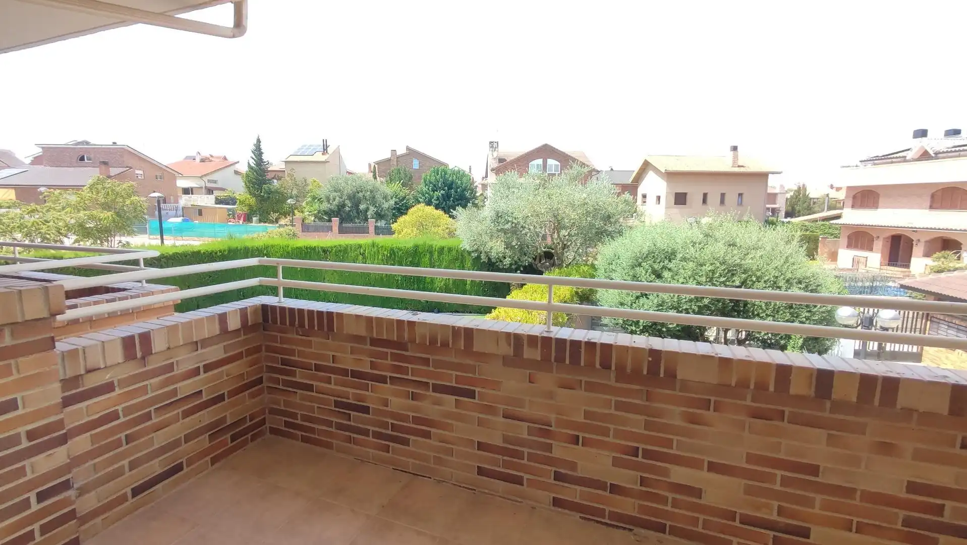 Terraza de Casa adosada de alquiler en Zaragoza con Aire acondicionado, Calefacción y Jardín privado
