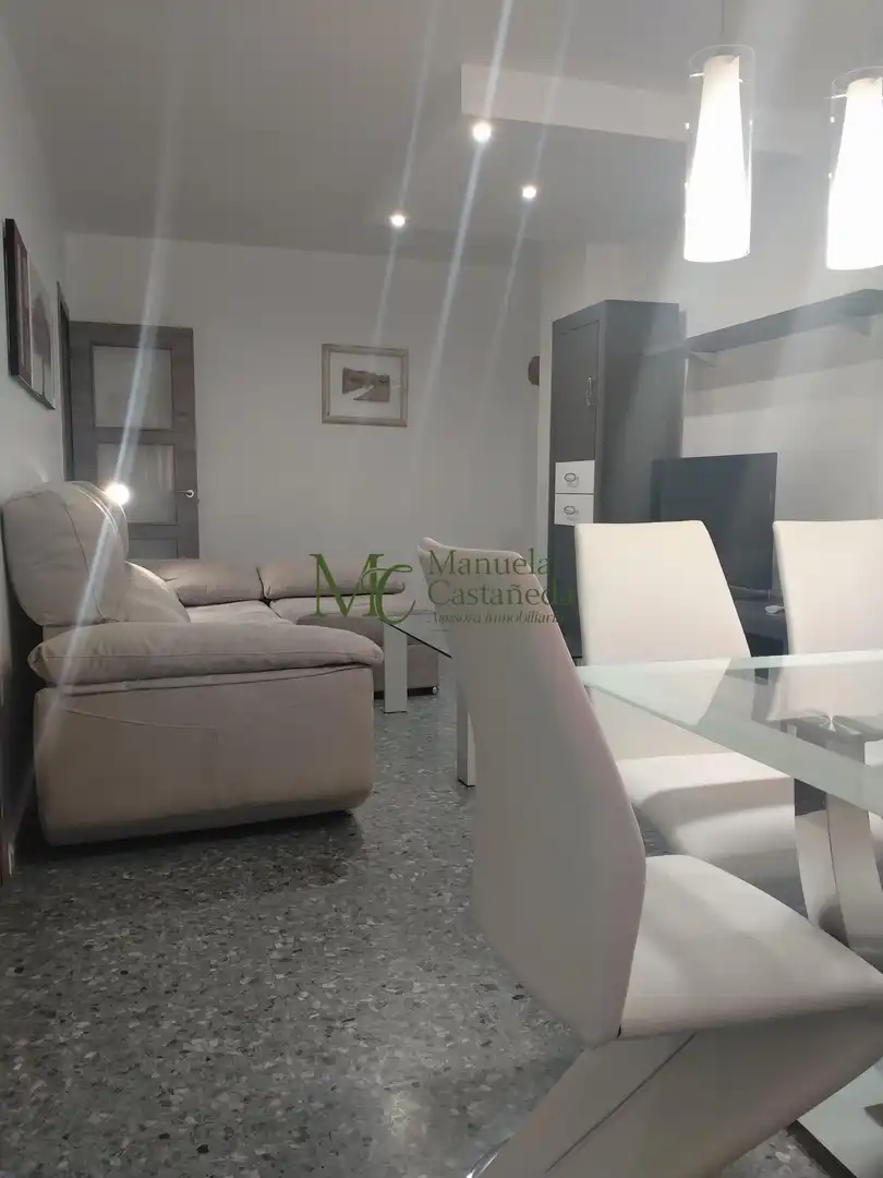 Duplexes for rent in Este