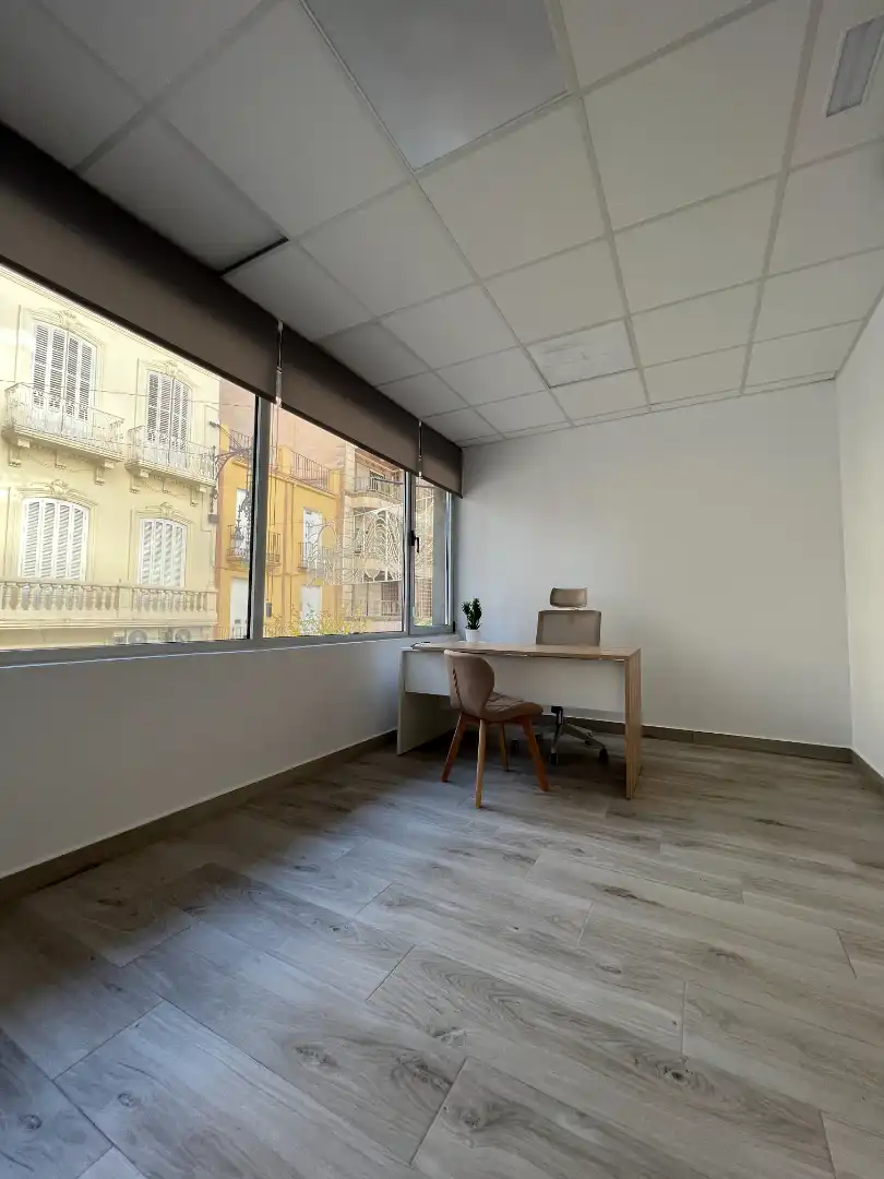 Büro mit Aufzug zur Miete in Calle San Pascual 19