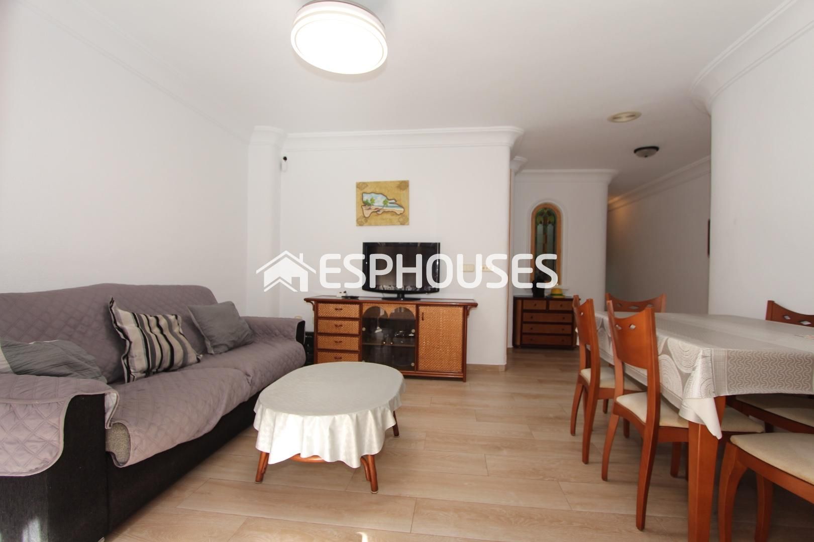 Sala de estar de Apartamento en venta en Guardamar del Segura con Aire acondicionado, Terraza y Amueblado