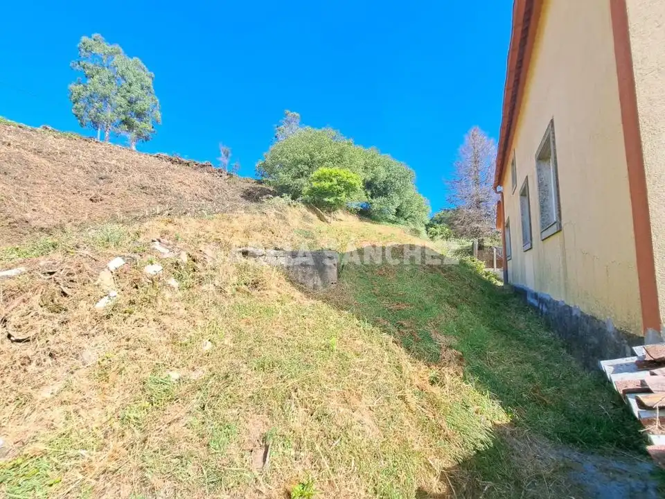 Casa o xalet en venda en Boiro amb Moblat