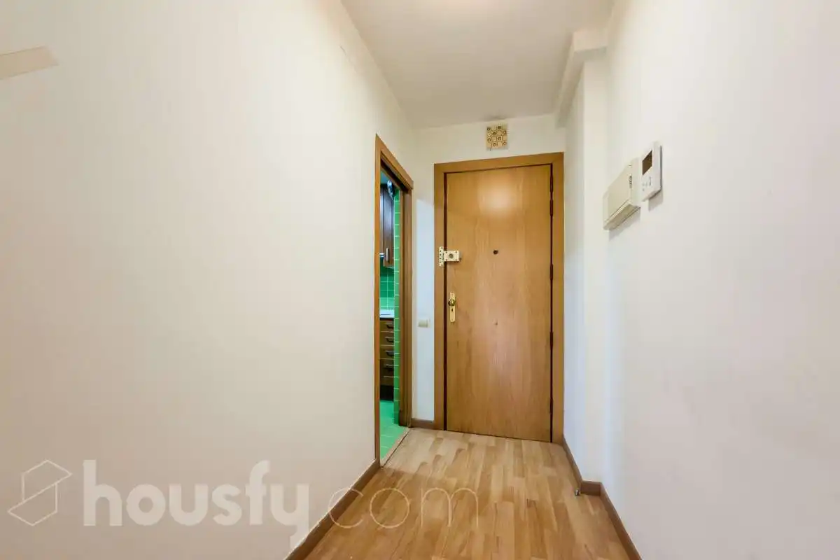 Flat for sale in Barcelona  with Air Conditioner, Parquet flooring and Terrace