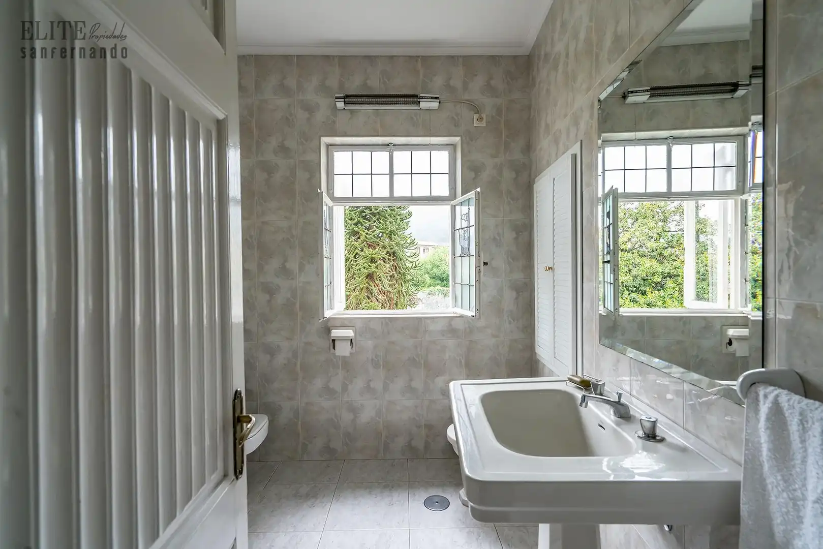 Baño de Casa o chalet en venta en Ampuero con Calefacción, Jardín privado y Terraza