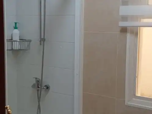 Baño de Piso de alquiler en Alto del Castaño