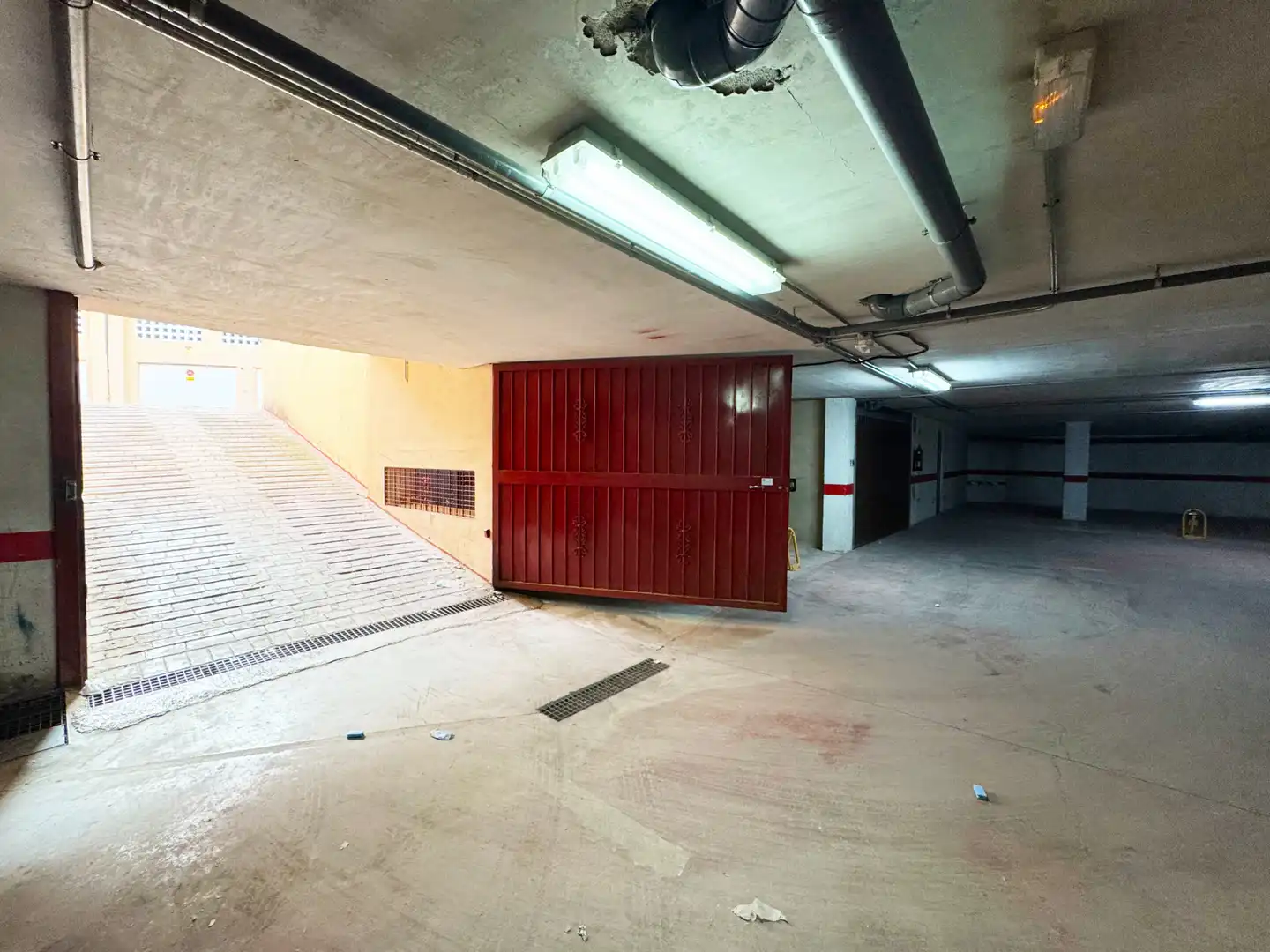 Parking of Ground floor for sale in Los Alcázares  with Air Conditioner, Terrace and Furnished
