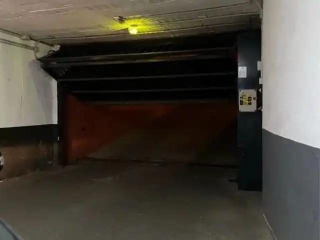Parking de Garaje en venta en Madrid