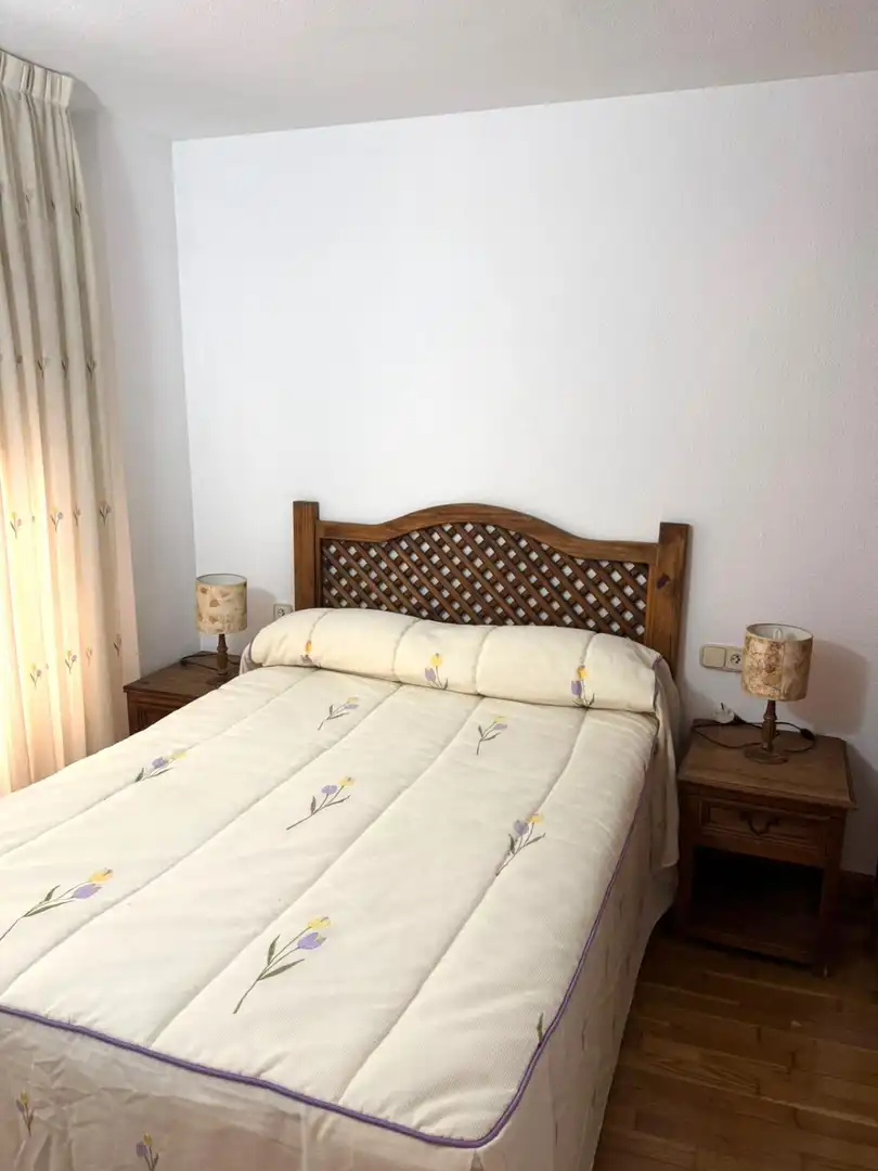 Habitación de Apartamento en venta en Torrevieja con Aire acondicionado, Trastero y Amueblado
