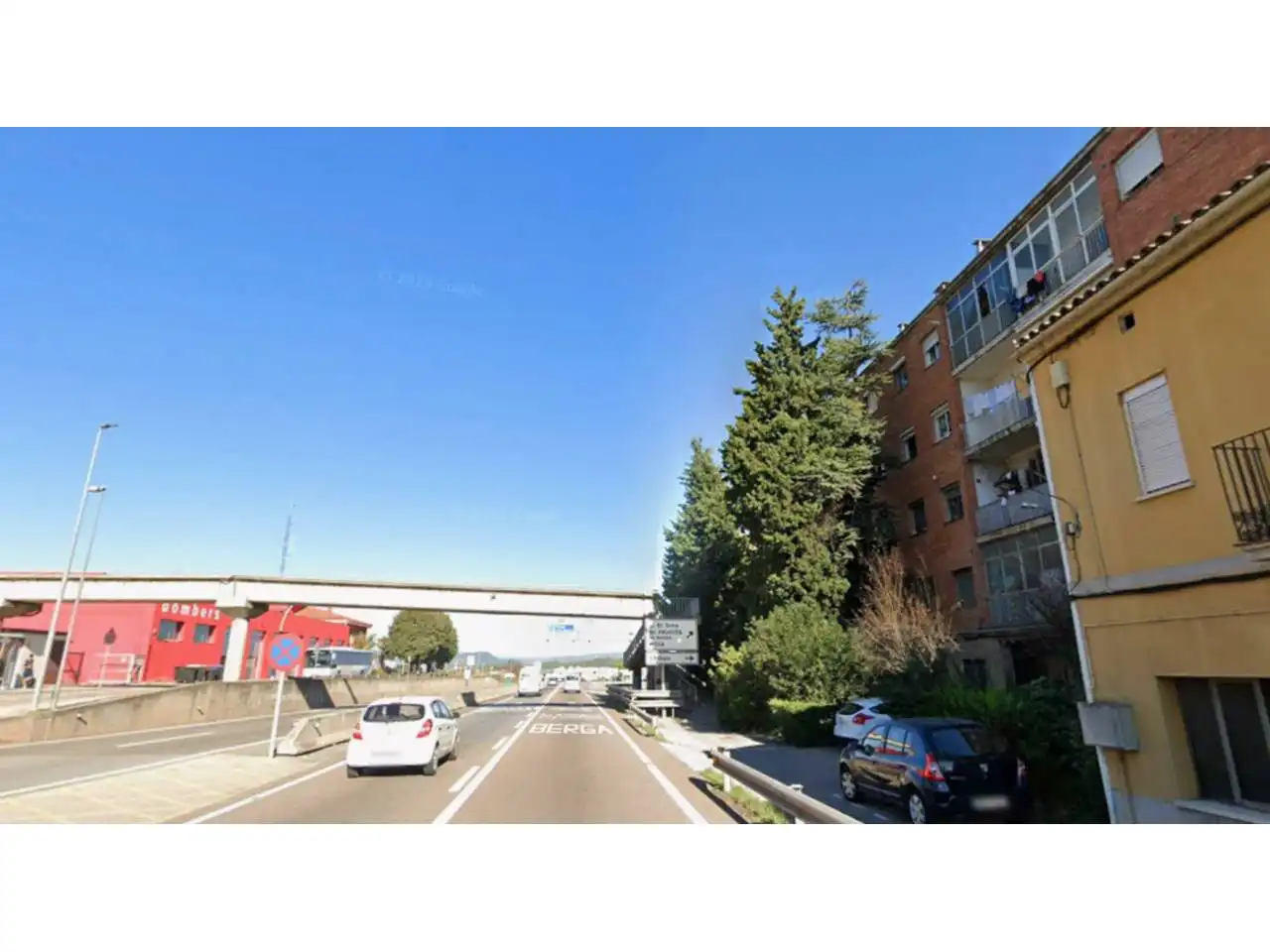 Vista exterior de Pis en venda en Manresa amb Aire condicionat, Calefacció i Alarma