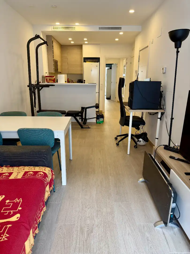 Wohnung zum Verkauf in Barcelona mit Klimaanlage, Heizung und Parkett