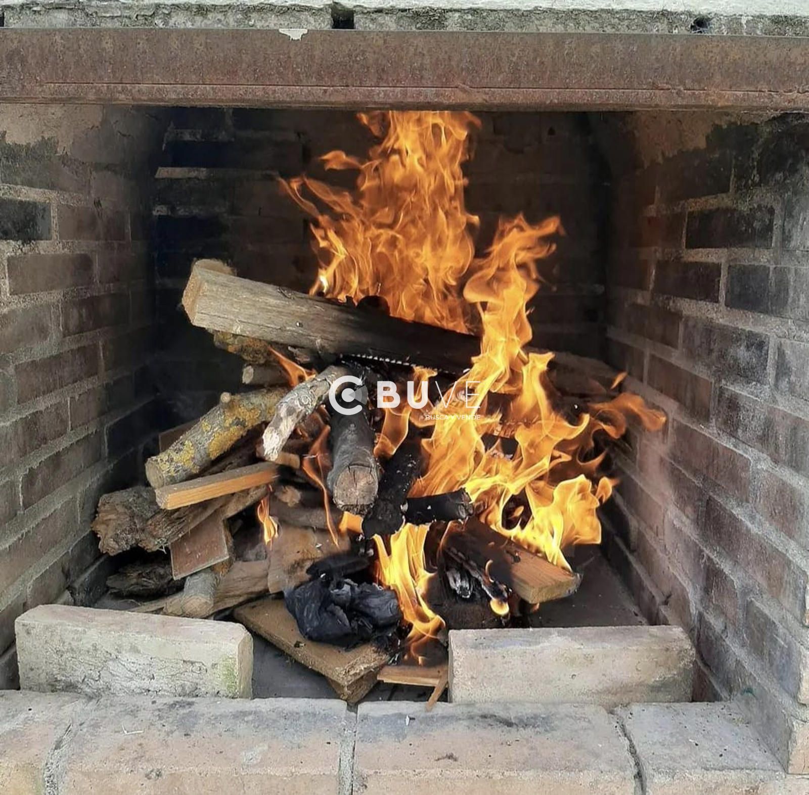 Casa o xalet en venda a LA 41 A  ZAMADUEÑAS, La Overuela