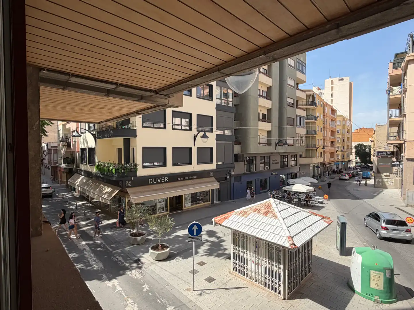 Vista exterior de Oficina de alquiler en Elda con Aire acondicionado, Calefacción y Amueblado