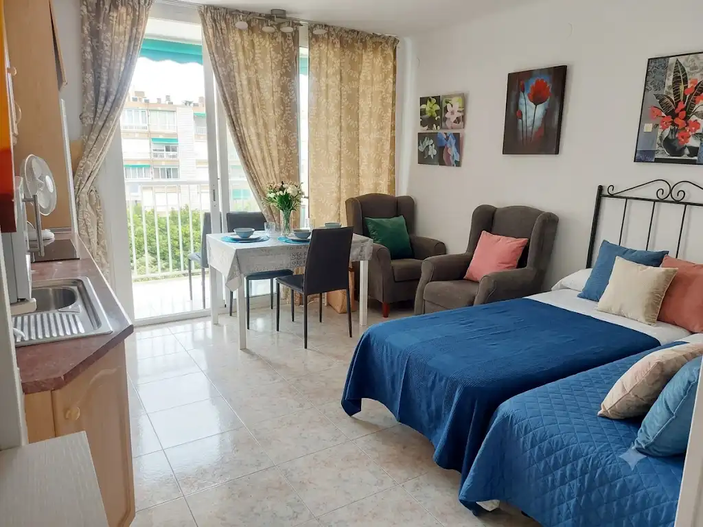 Habitación de Estudio en venta en Vila-seca con Amueblado y Balcón