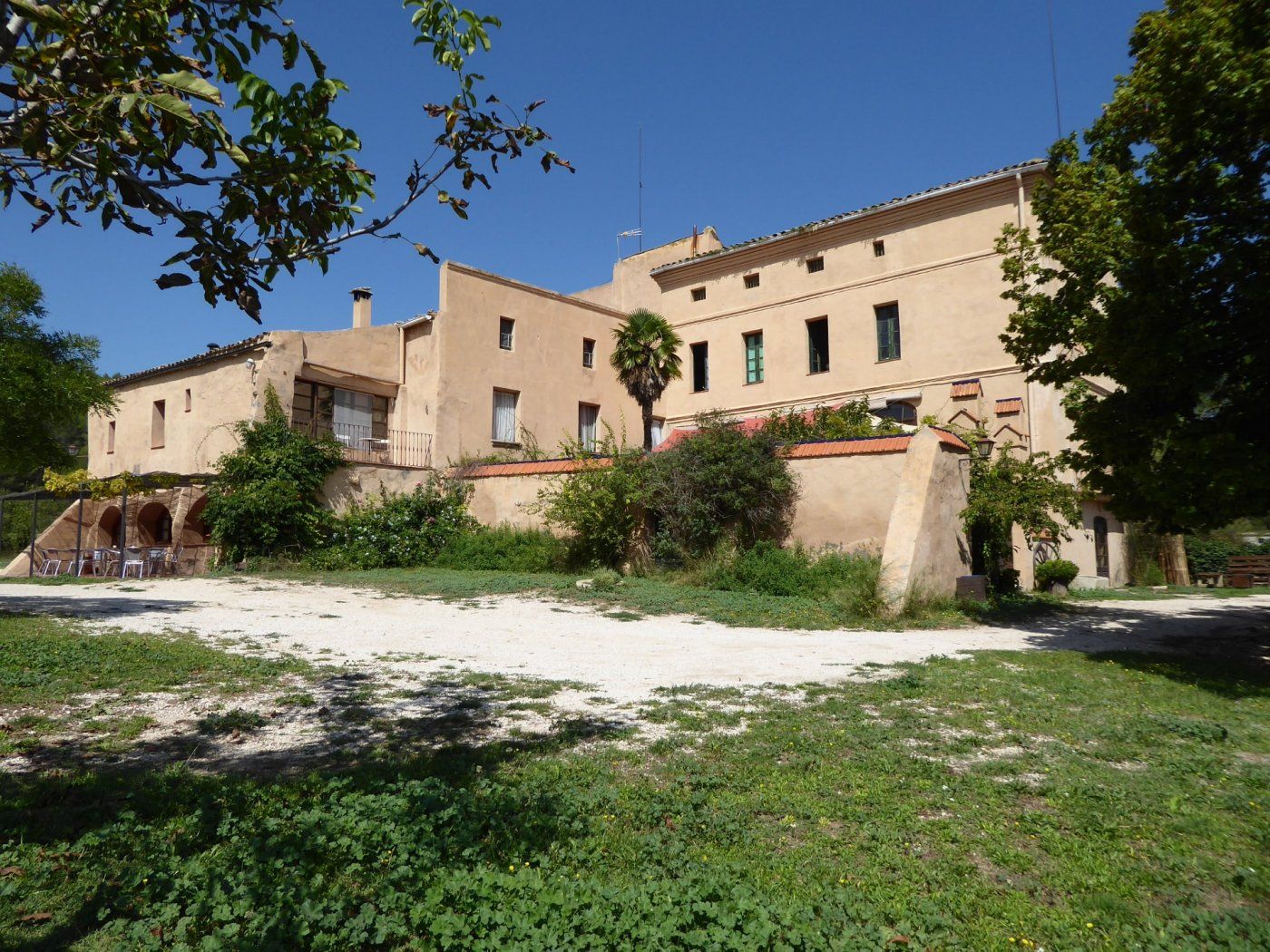 Vista exterior de Finca rústica en venda en Sant Martí de Tous amb Aire condicionat, Calefacció i Jardí privat