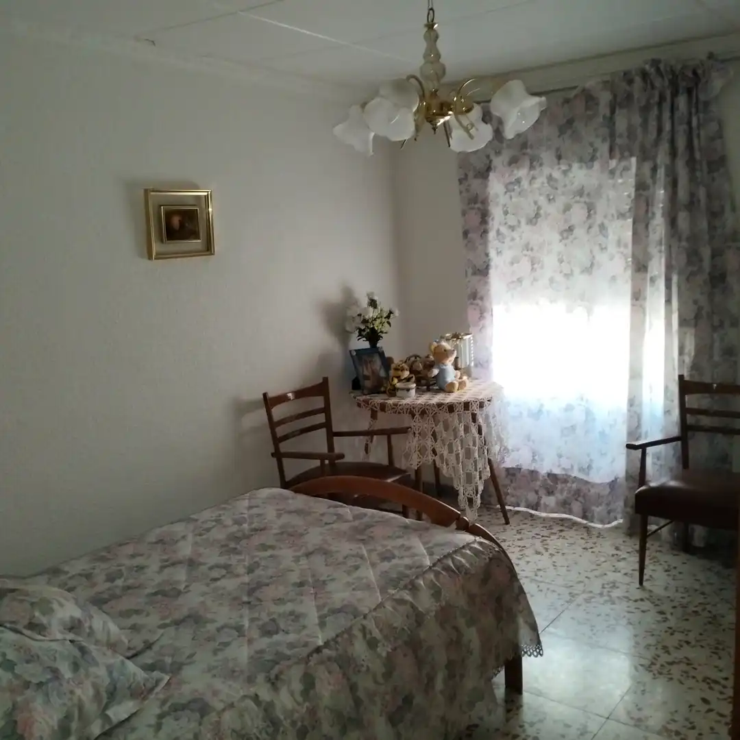 Dormitori de Casa o xalet en venda en El Bonillo amb Terrassa, Traster i Moblat