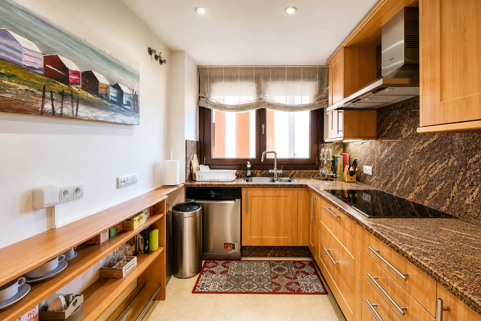 Cuina de Apartament en venda en Estepona amb Aire condicionat, Terrassa i Moblat