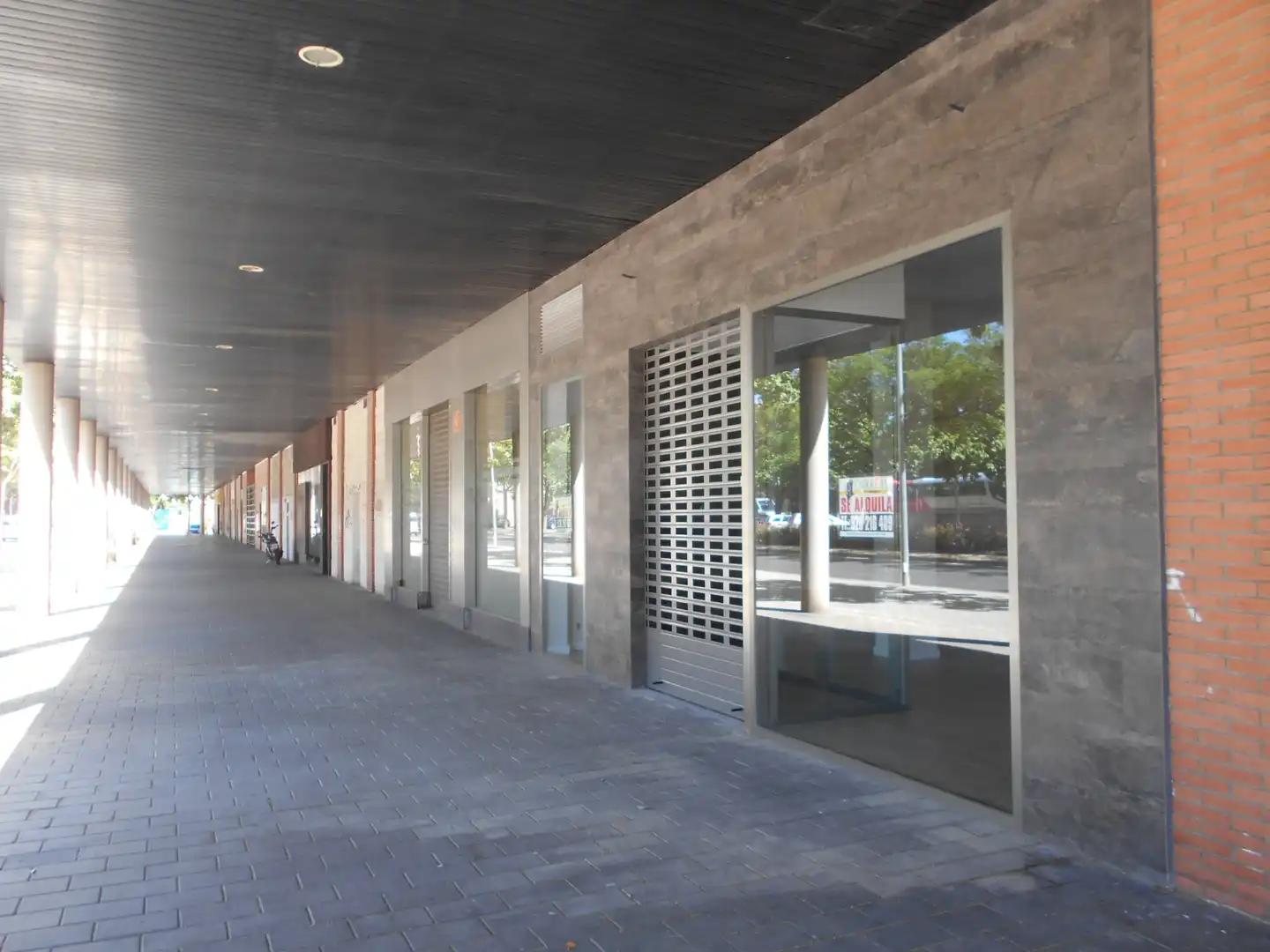 Local comercial en venta en Ronda Ciruela 5, imagen 4