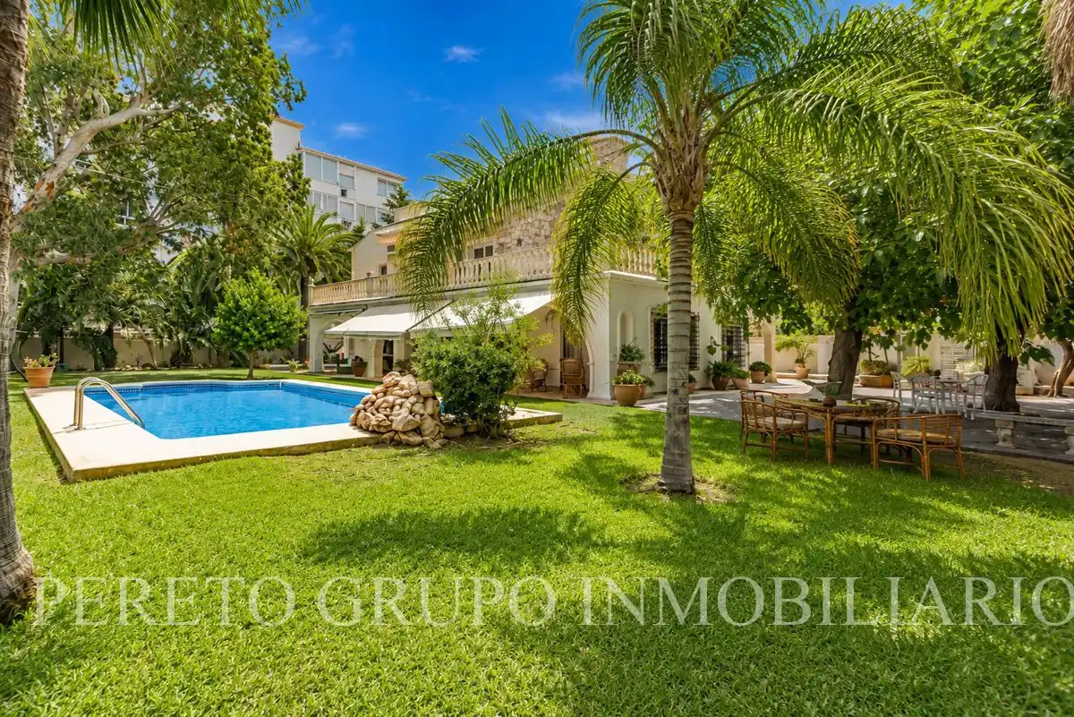 Detached house with pool for sale in Las Marinas / Les Marines, imagen 3