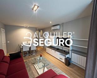 Sala d'estar de Pis de lloguer en  Madrid Capital amb Aire condicionat, Calefacció i Piscina