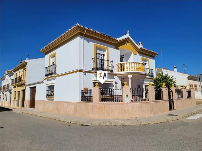 Exterior view of Single-family semi-detached for sale in Antequera  with Terrace and Internet
