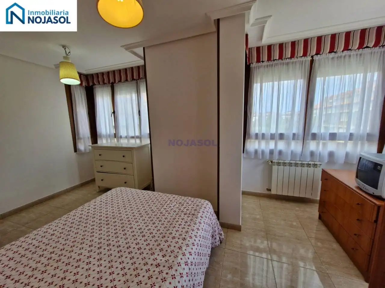 Apartament amb terrassa en venda a Calle los nogales, imagen 36