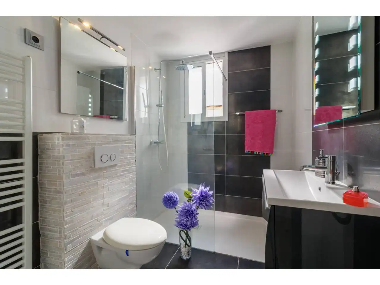 Baño de Ático en venta en Castelldefels con Calefacción y Terraza