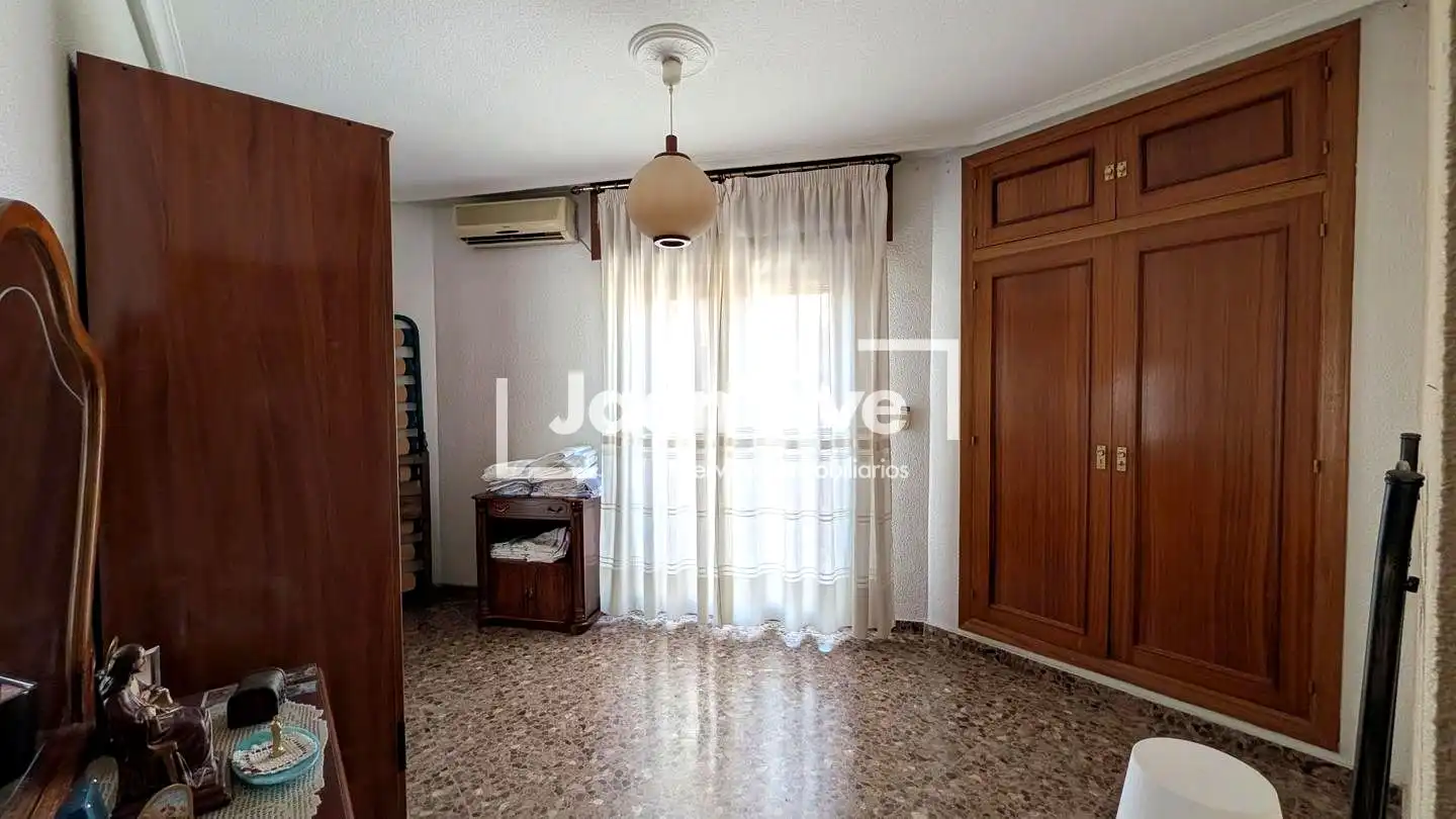 Habitación de Piso en venta en Jaén con Aire acondicionado, Calefacción y Trastero