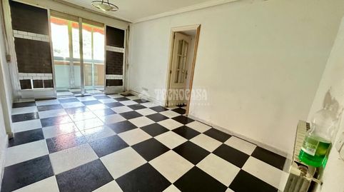 Foto 2 de Piso en venta en Aluche, Madrid Capital